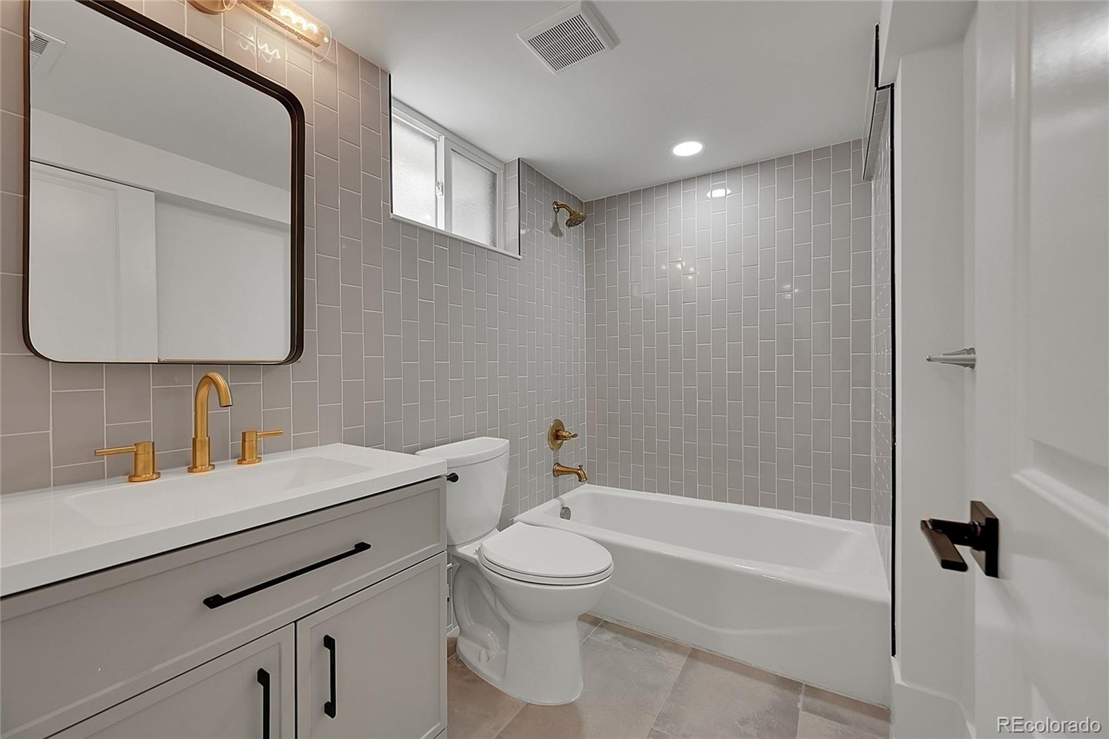 4137 S Quebec Street