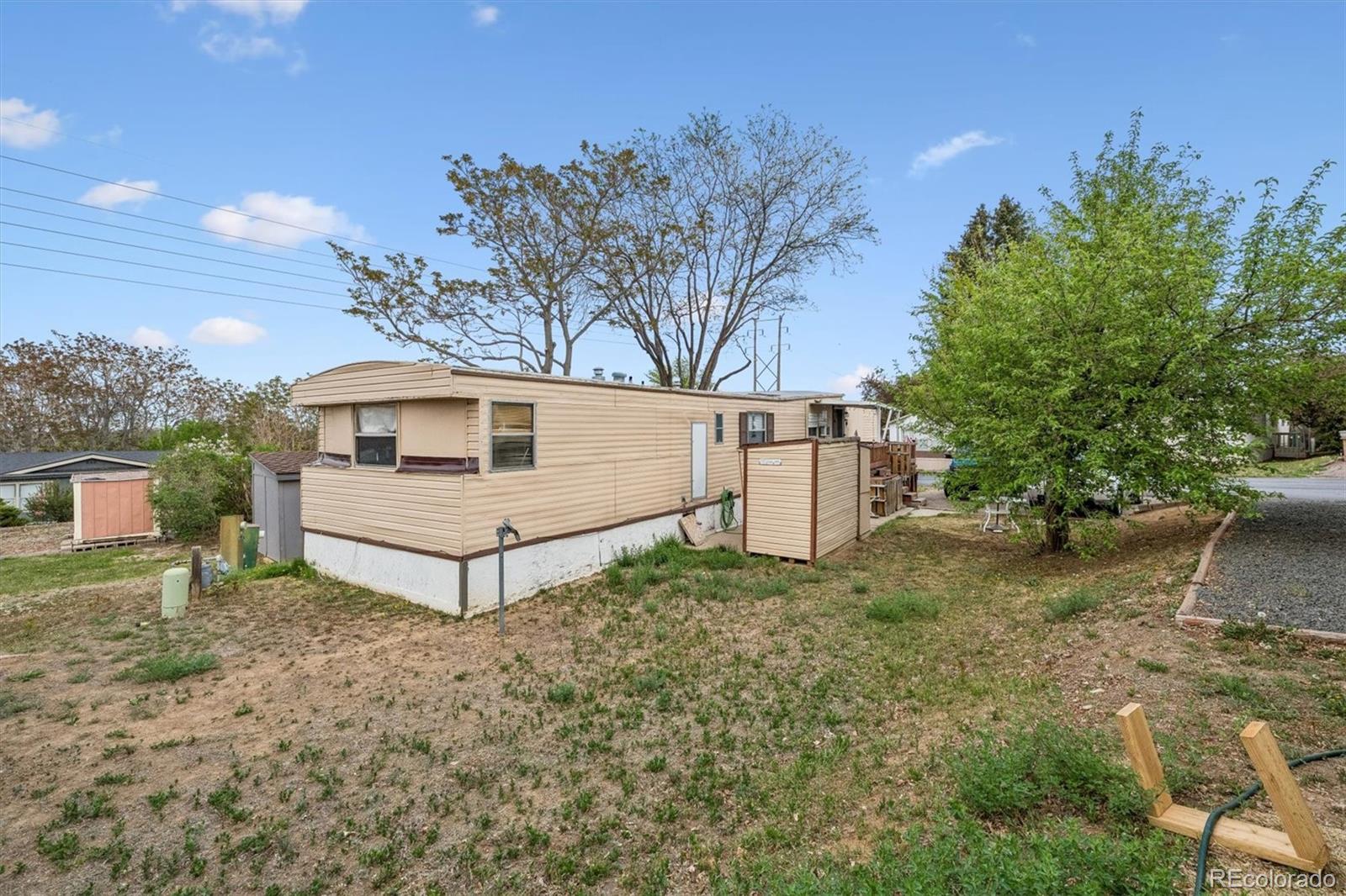 2551 W 92nd Avenue