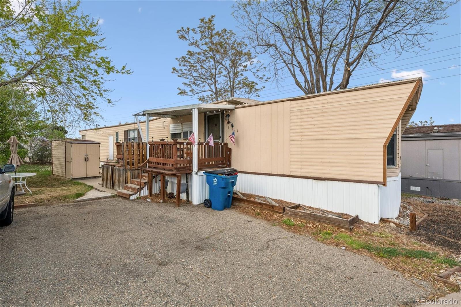 2551 W 92nd Avenue