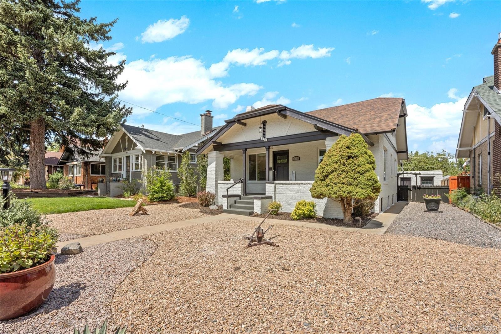 4623 W Moncrieff Place