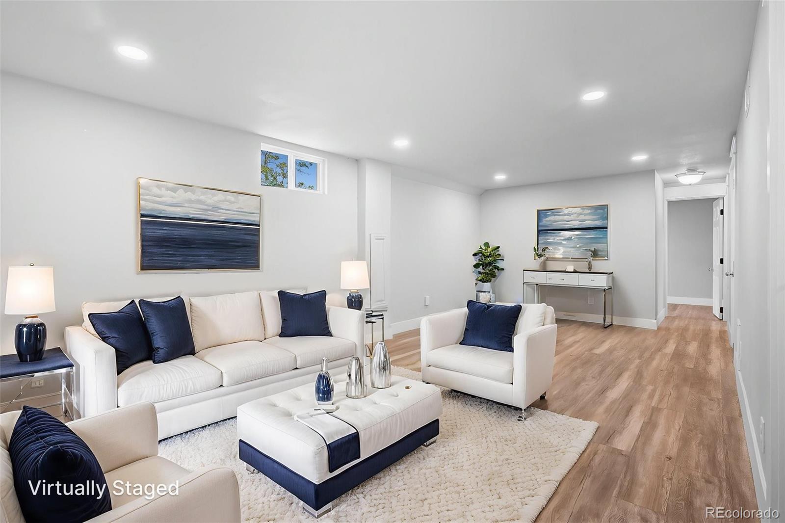 7956 Hollywood Street