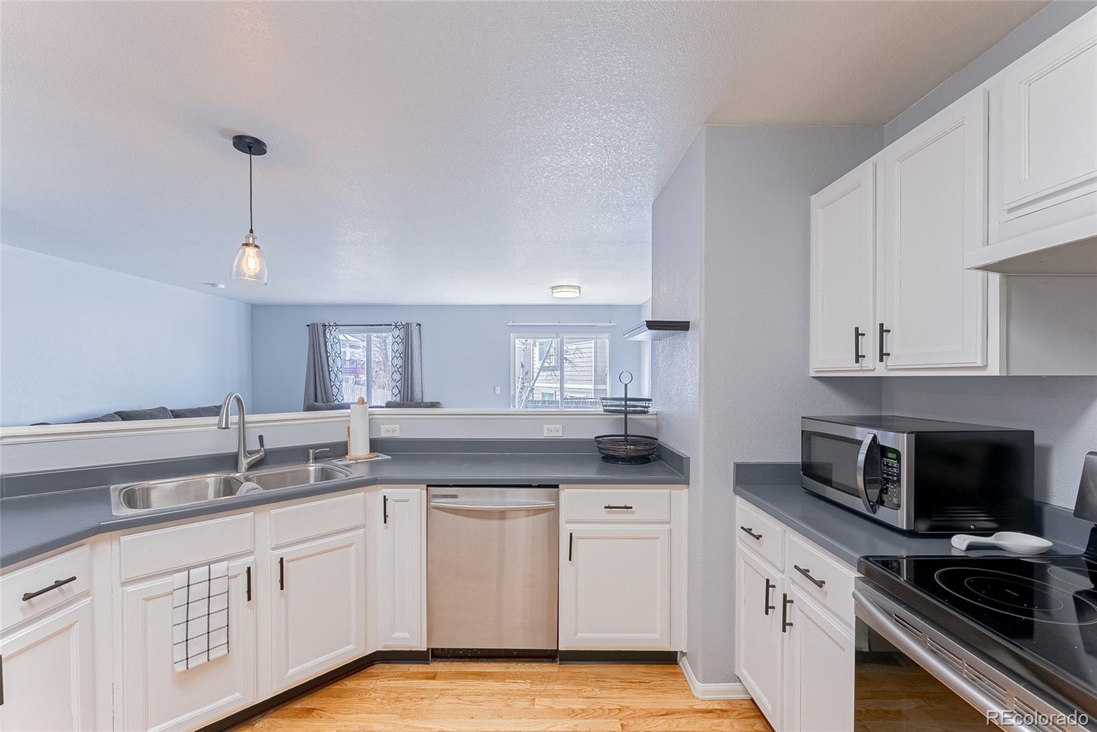 10203 Vine Court