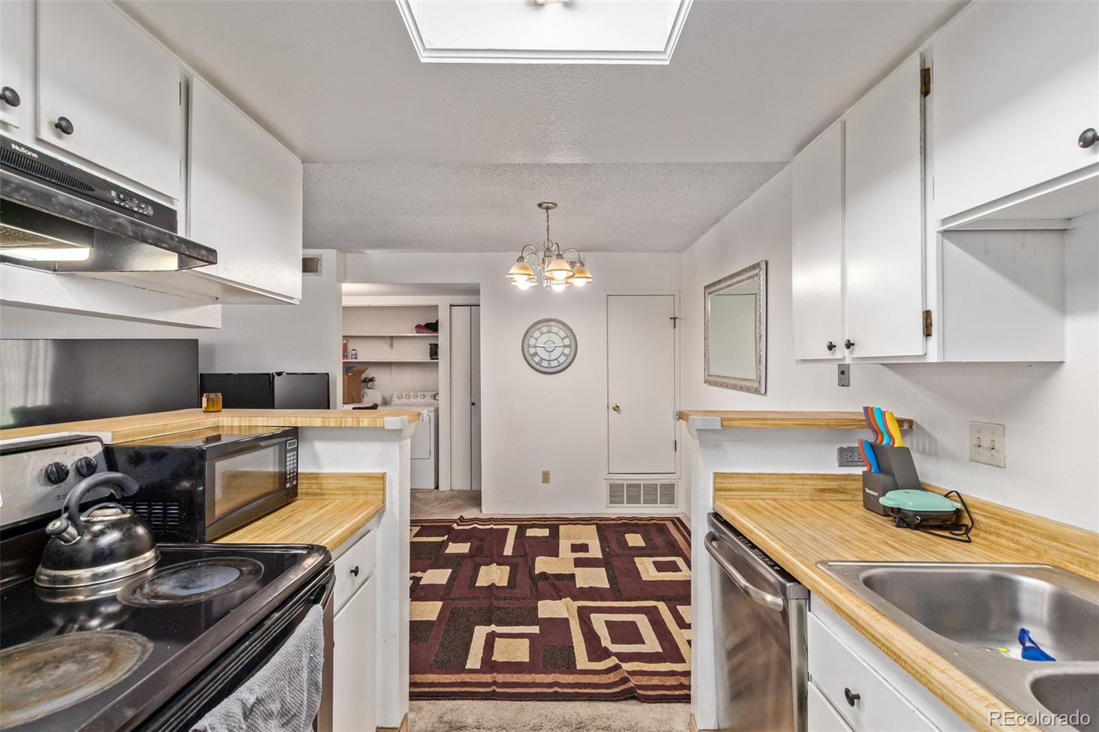 14463 E Jewell Avenue Unit: 203