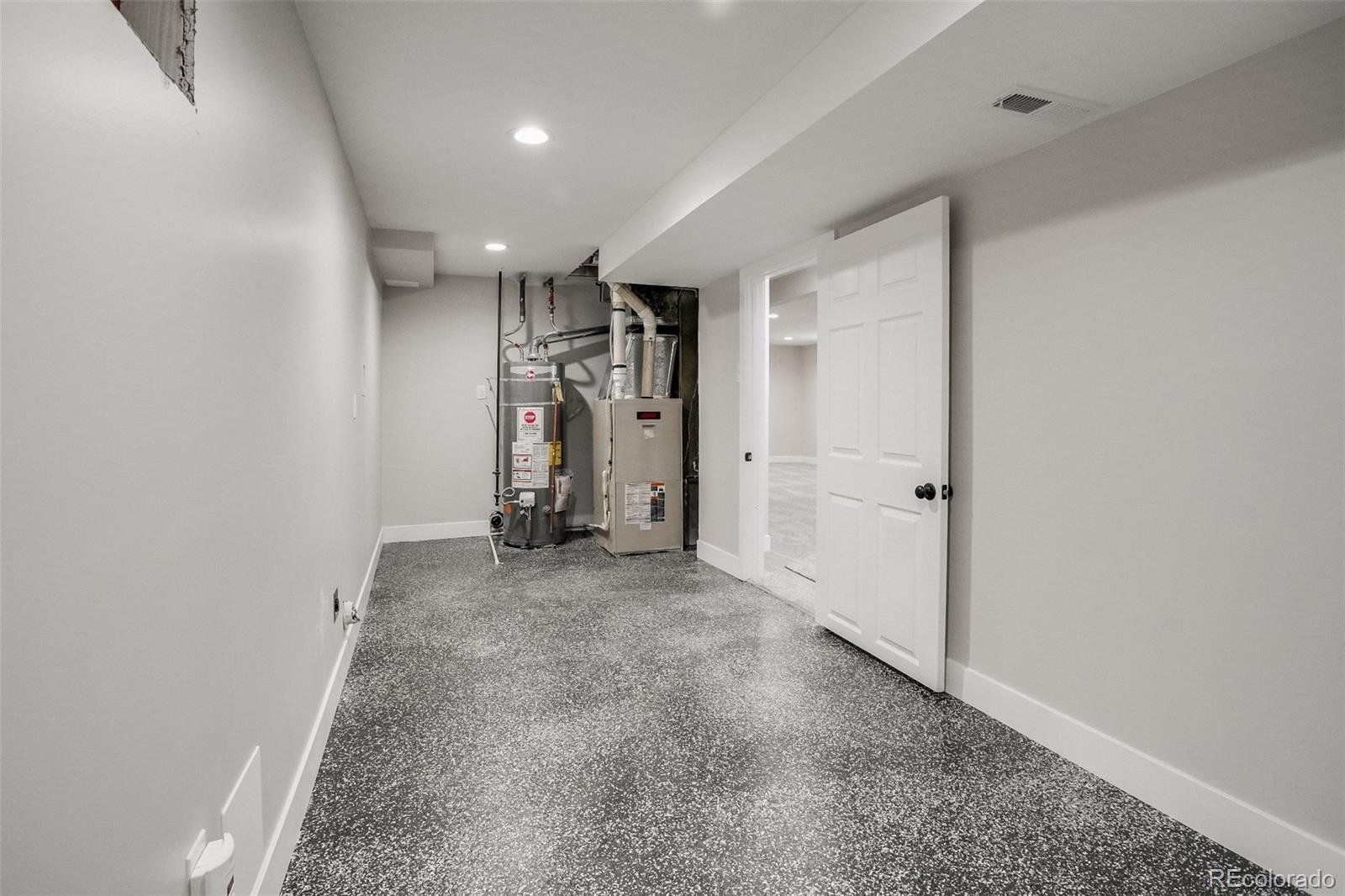 1323 W 103rd Place