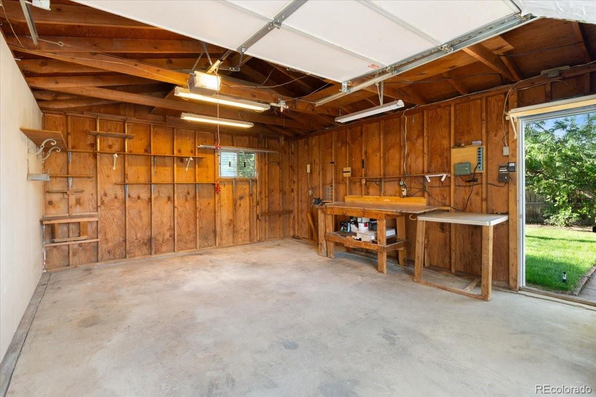 2655 S Irving Street