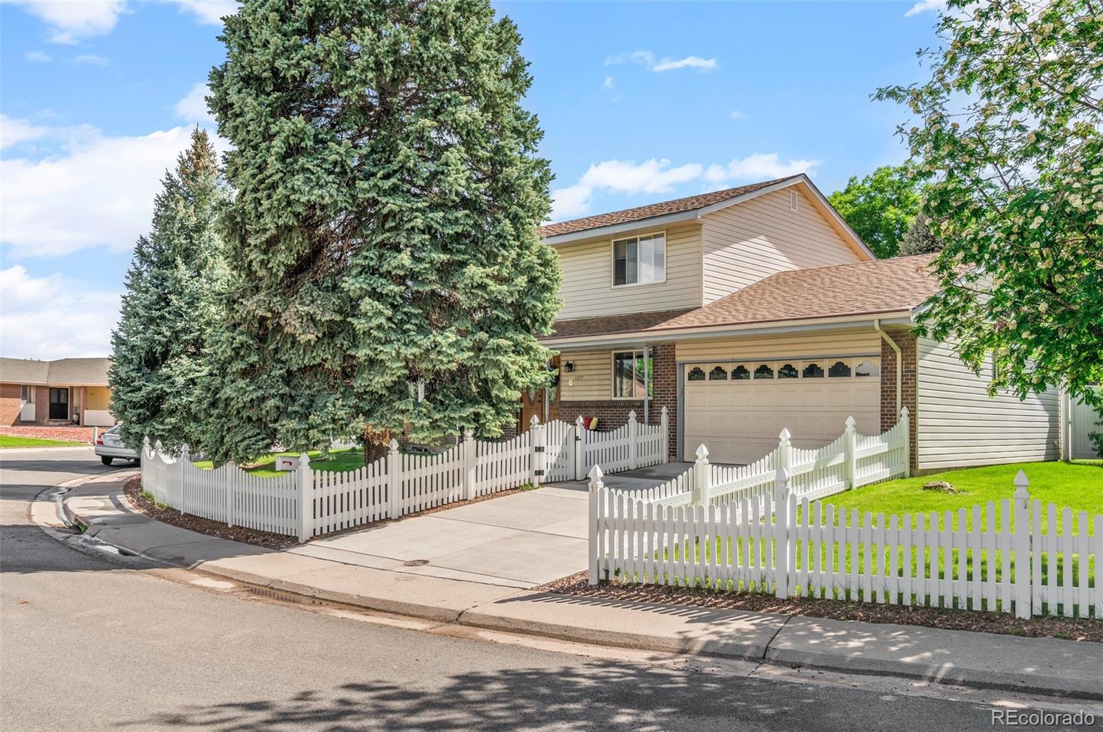 1277 S Routt Way