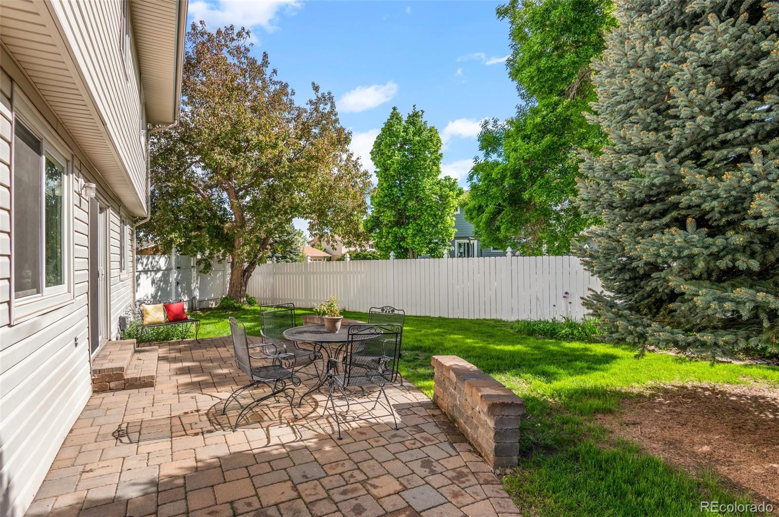 1277 S Routt Way
