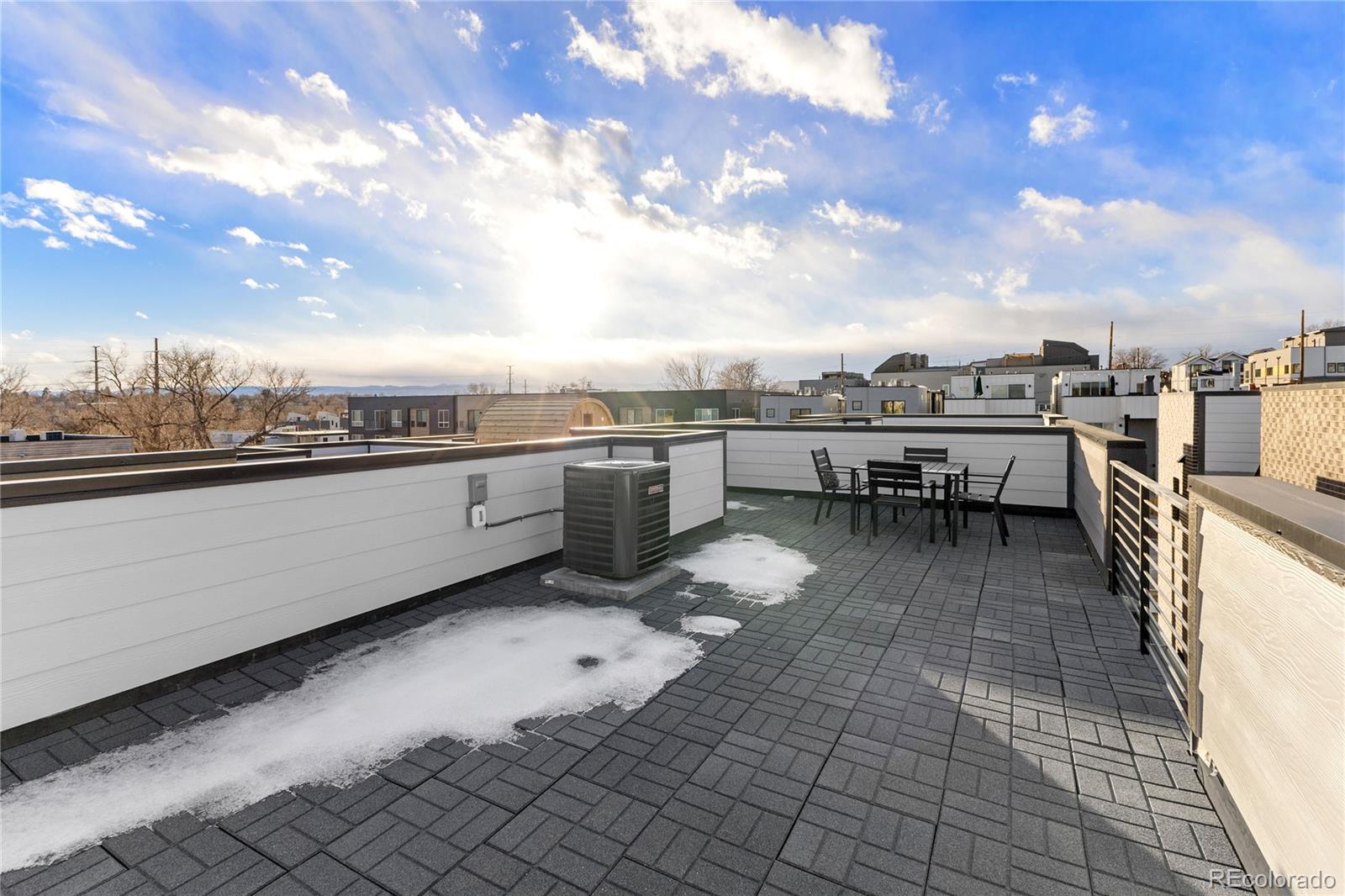 1290 Newton Street Unit: 2