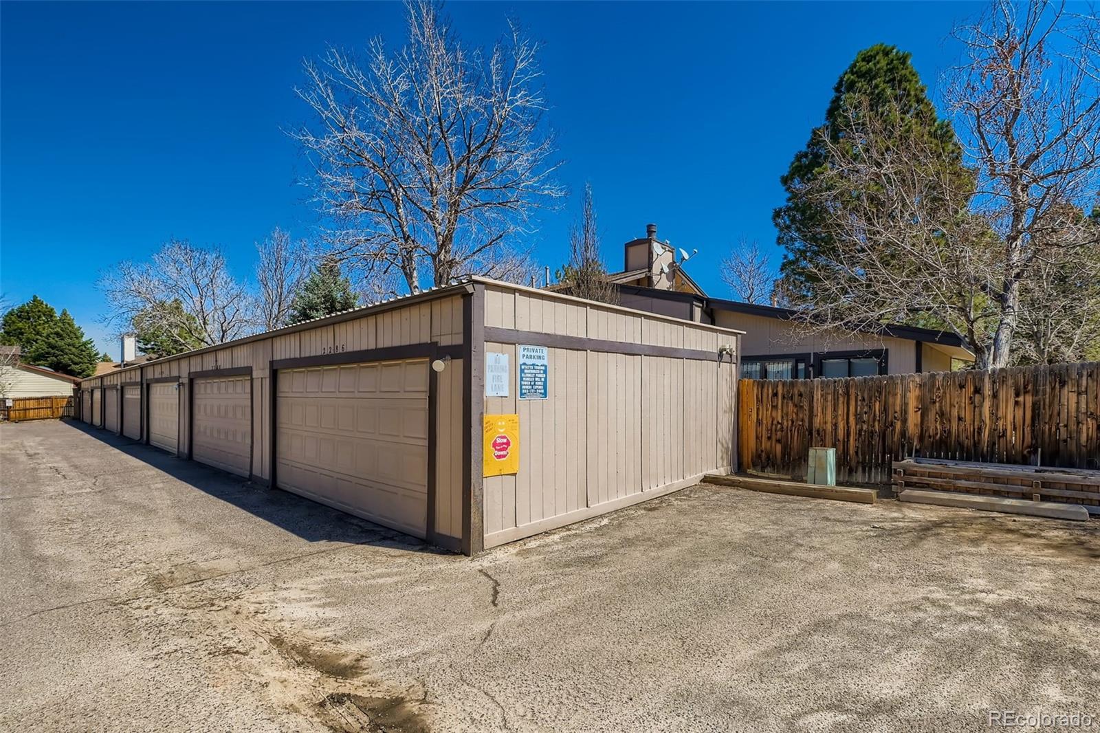 2286 S Oakland Way
