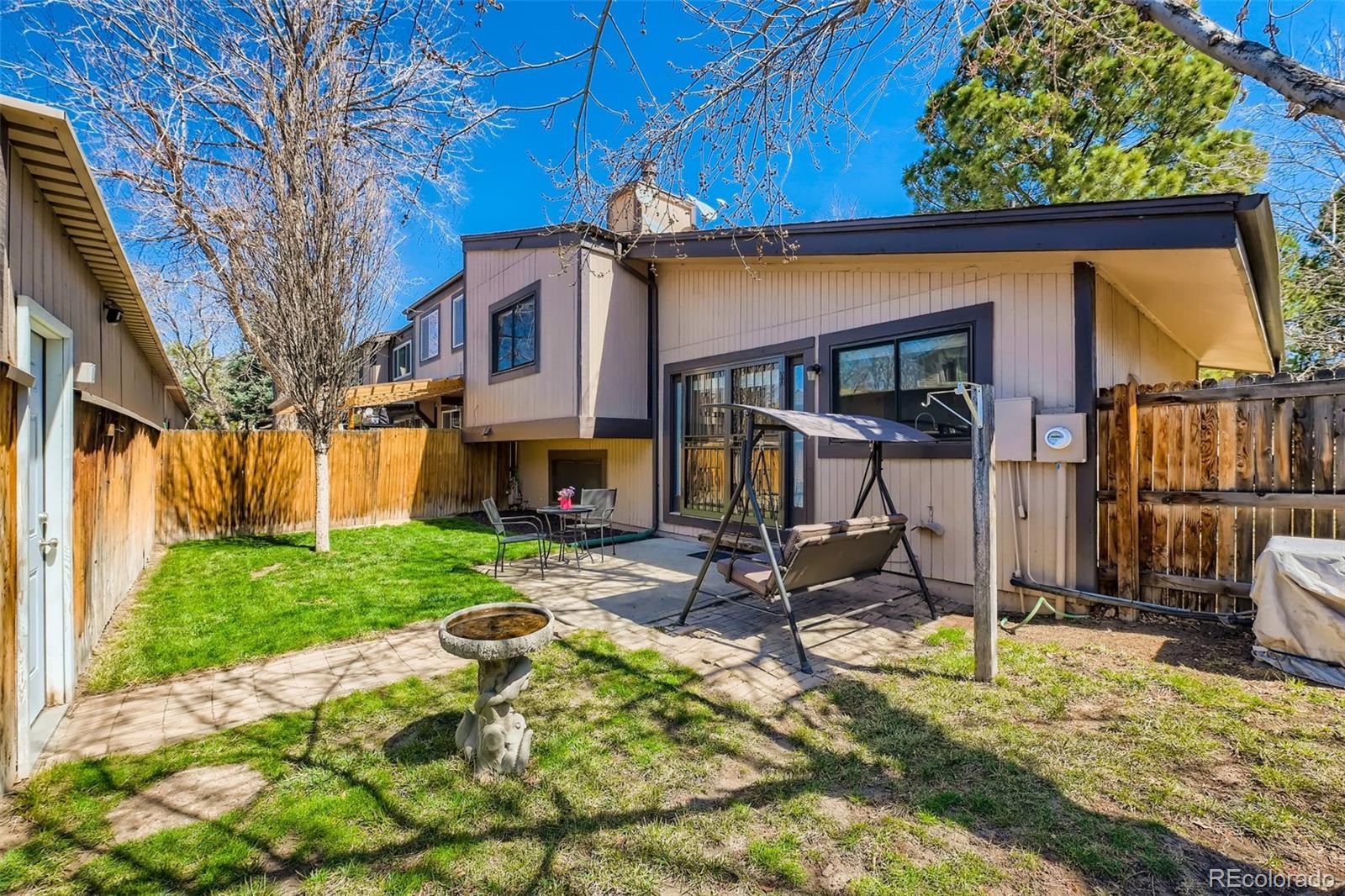 2286 S Oakland Way
