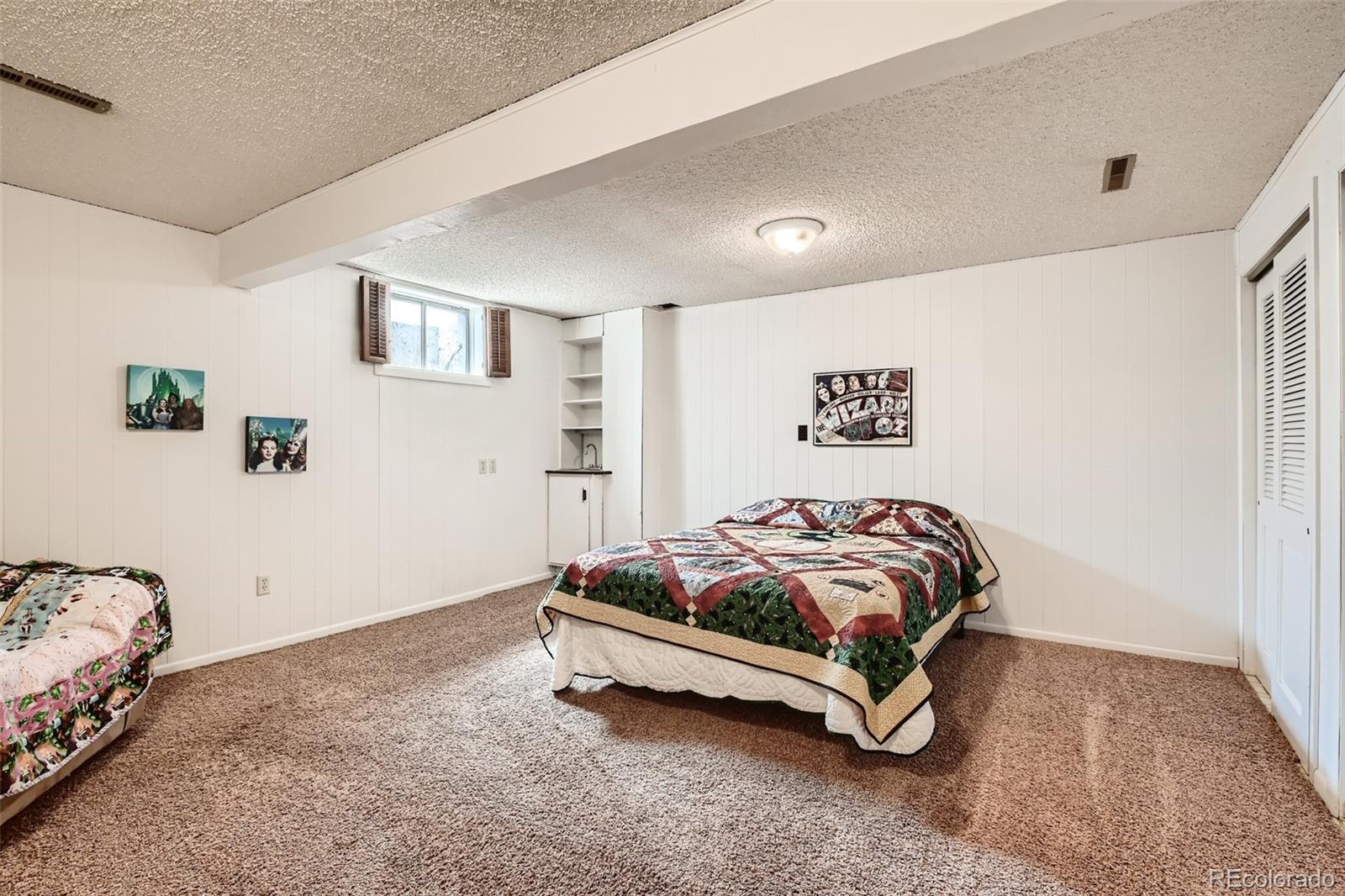 2286 S Oakland Way