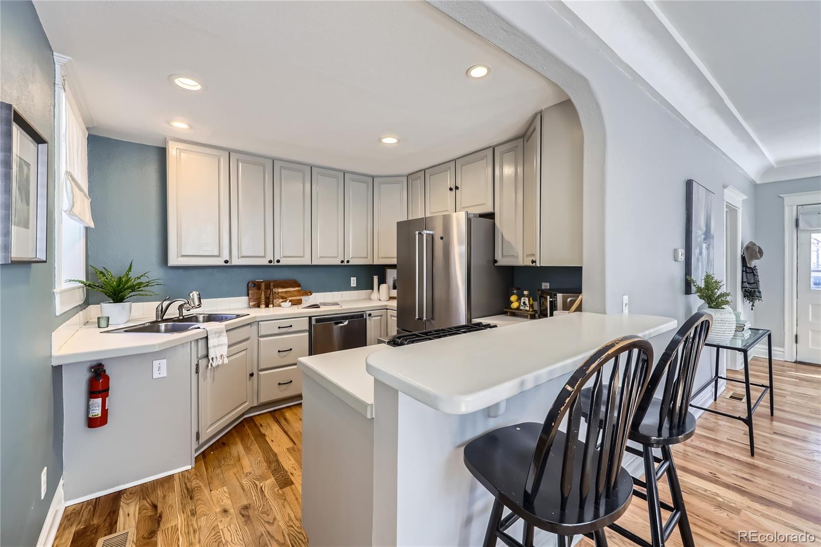 1157 N Downing Street