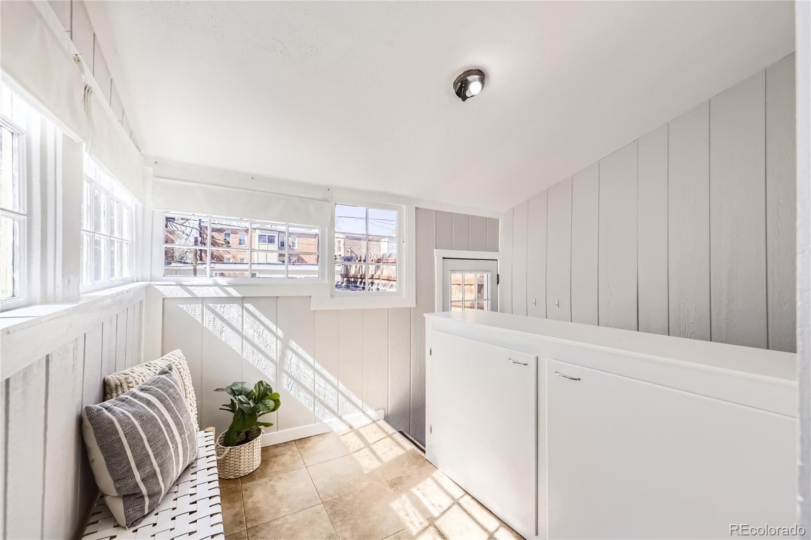 1157 N Downing Street