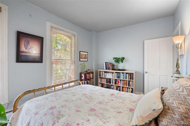 1130 N Lafayette Street Unit: 3
