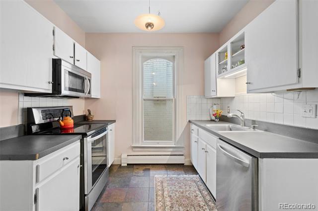 1130 N Lafayette Street Unit: 3