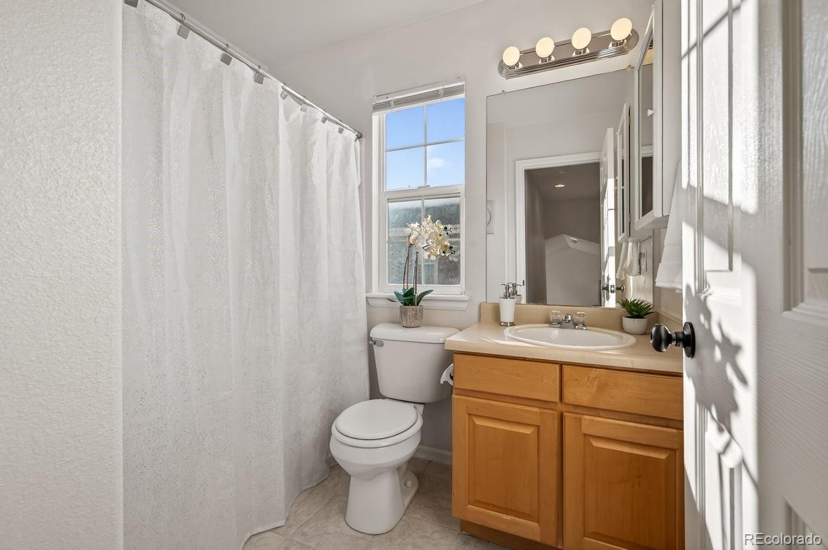 18765 E Crestridge Drive