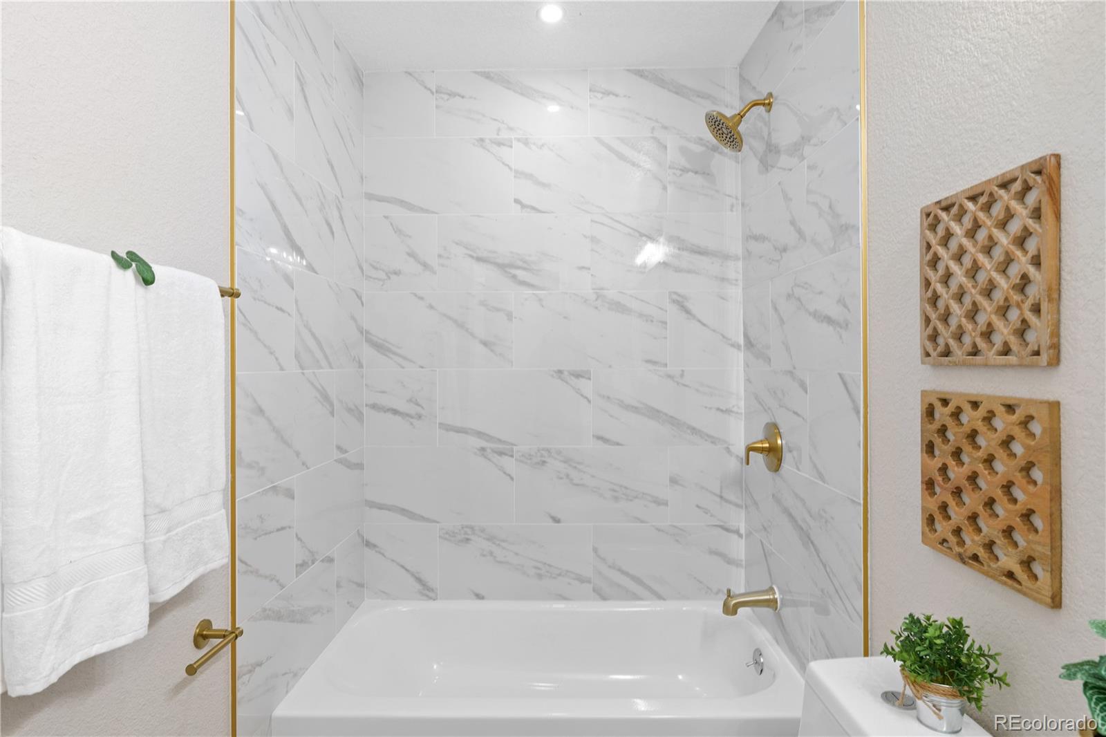 4128 S Mobile Circle Unit: D