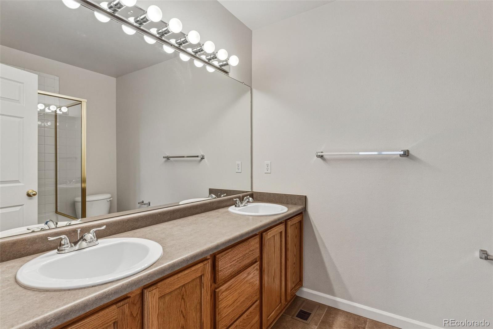 2771 W Riverwalk Circle Unit: D