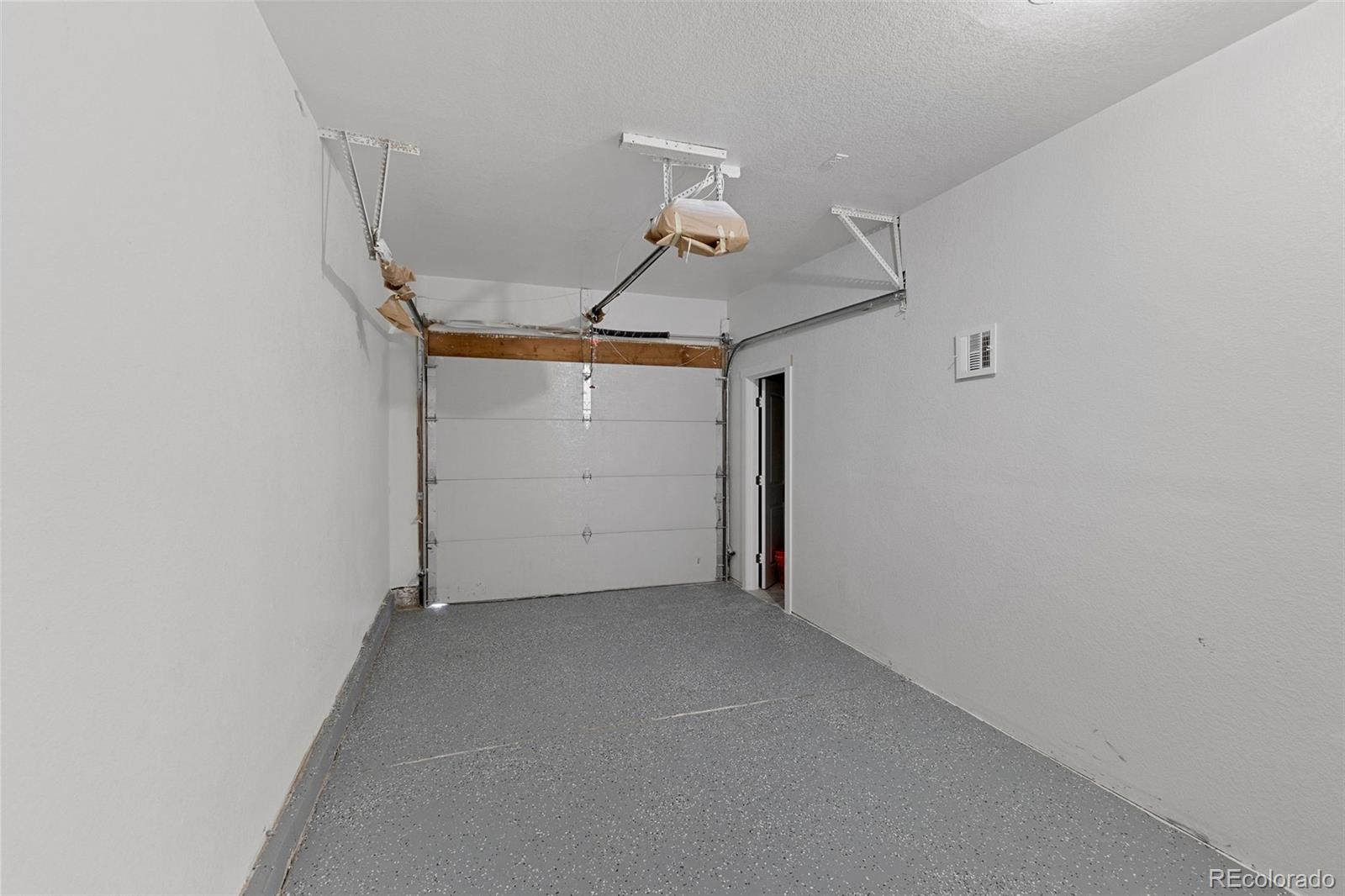 9411 NW Brentwood Way