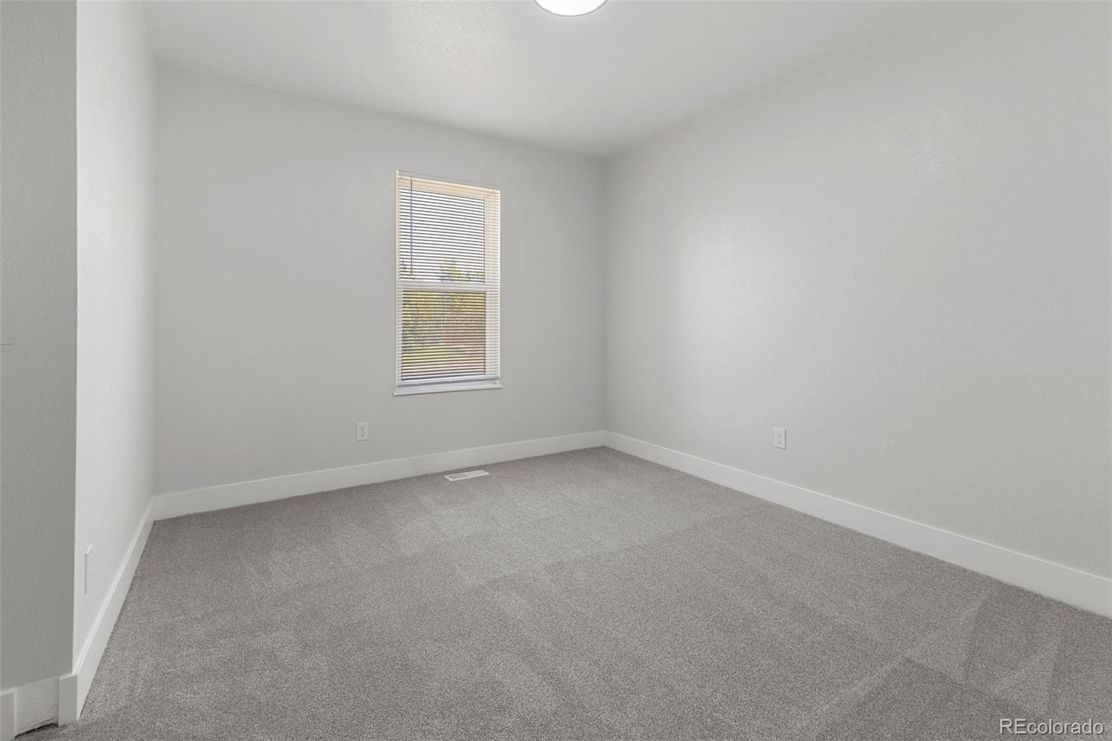 9411 NW Brentwood Way