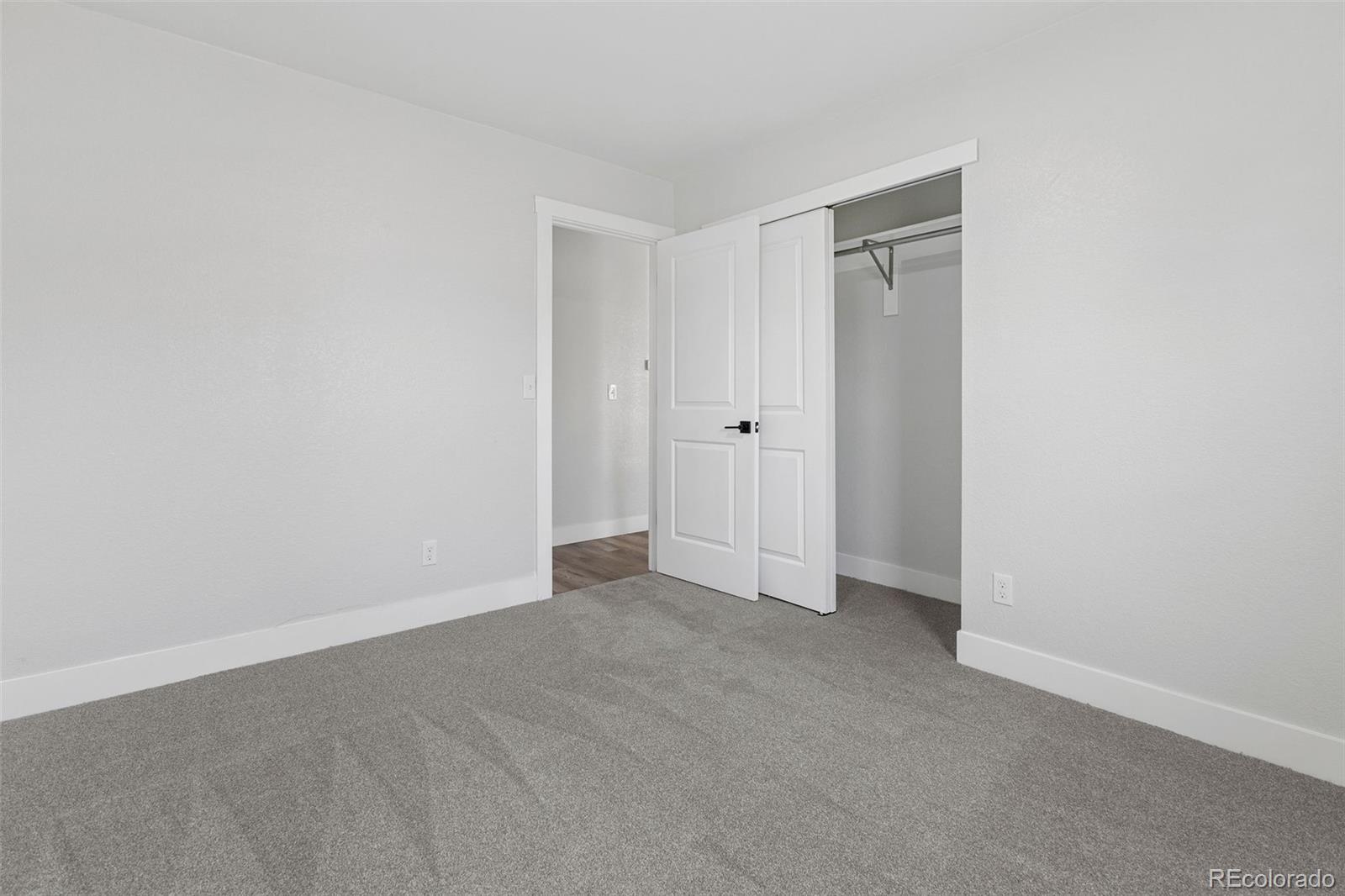 9411 NW Brentwood Way