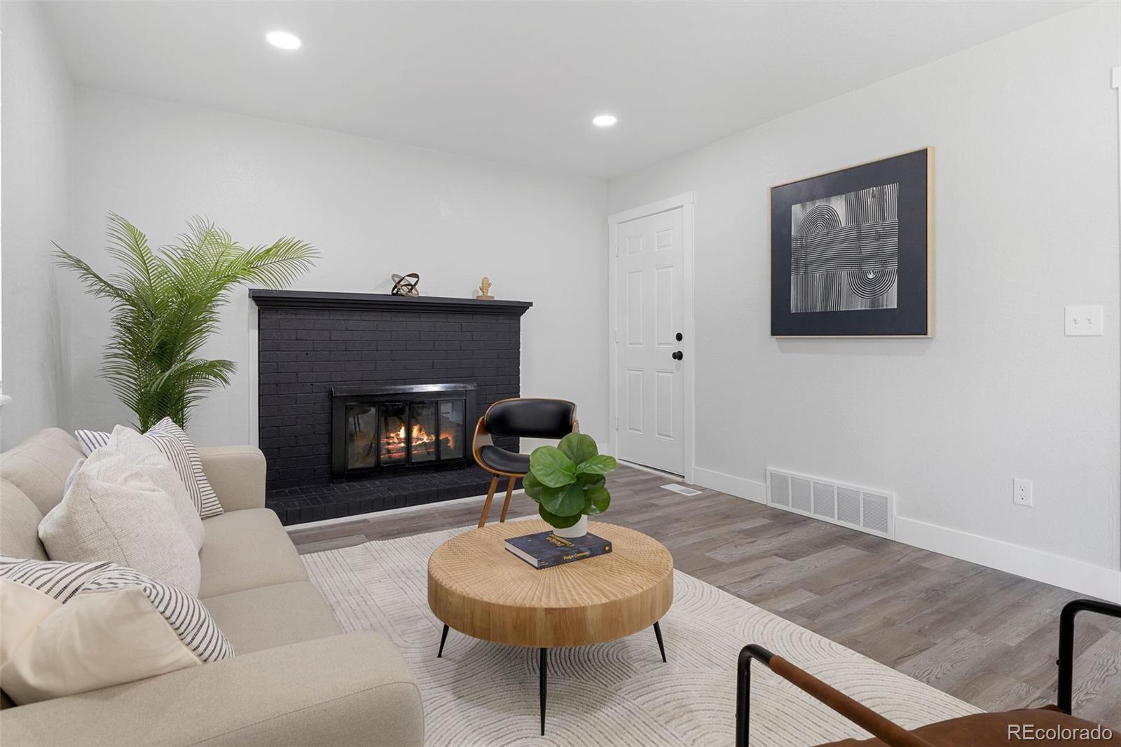 9411 NW Brentwood Way