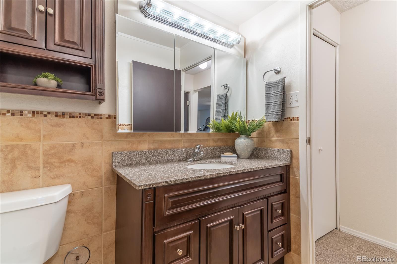 600 S Clinton Street Unit: 6A