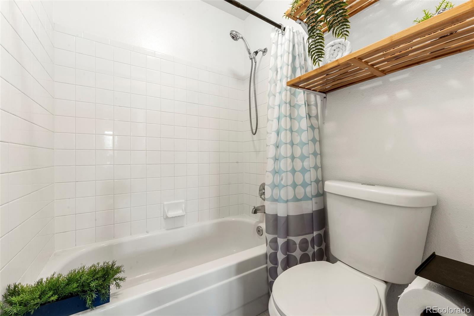 5745 W Atlantic Place Unit: 108