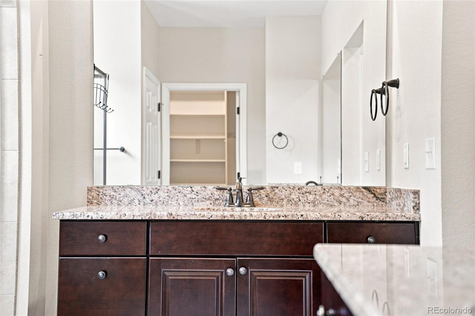 12242 Meadowlark Lane