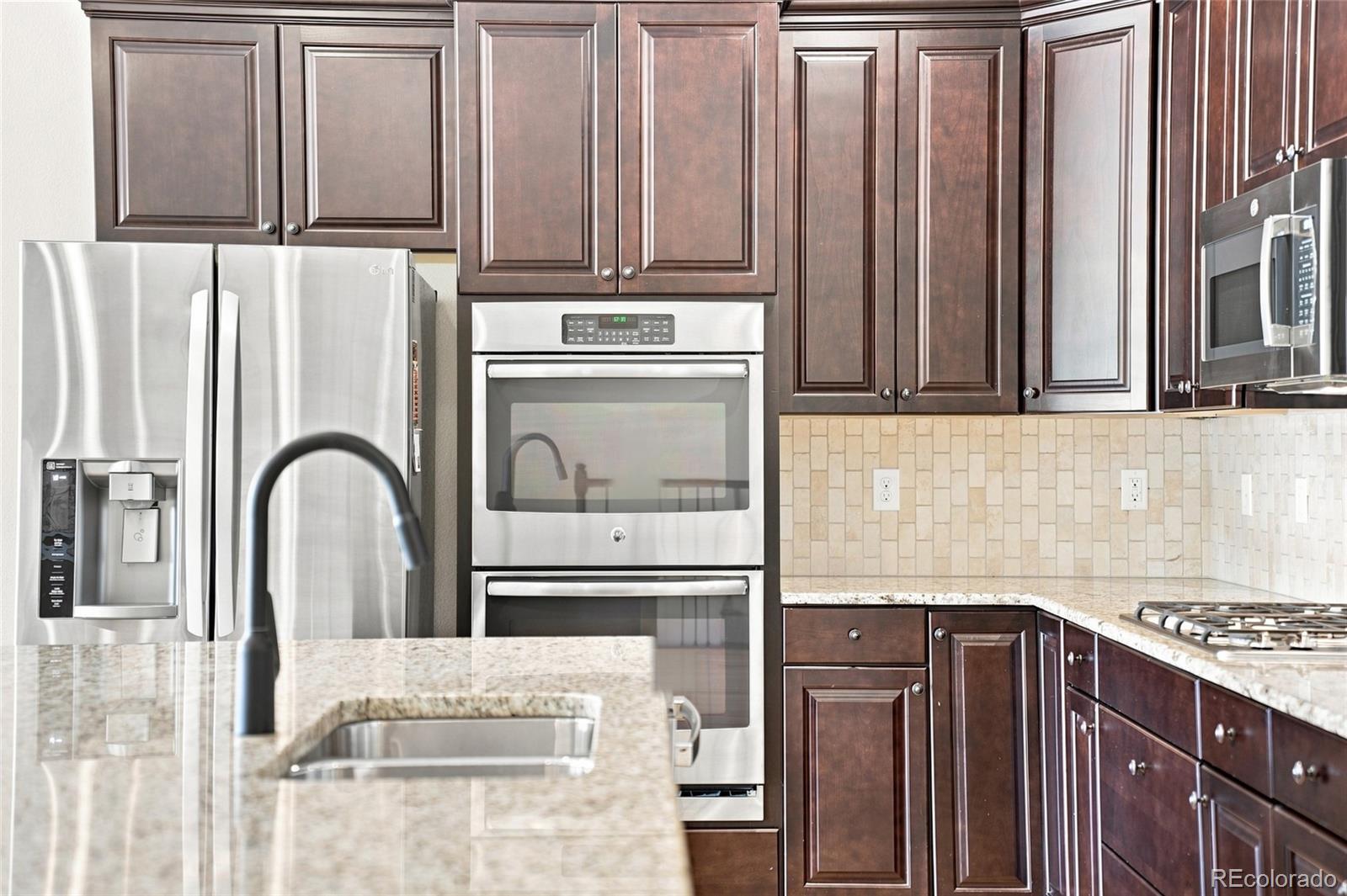12242 Meadowlark Lane