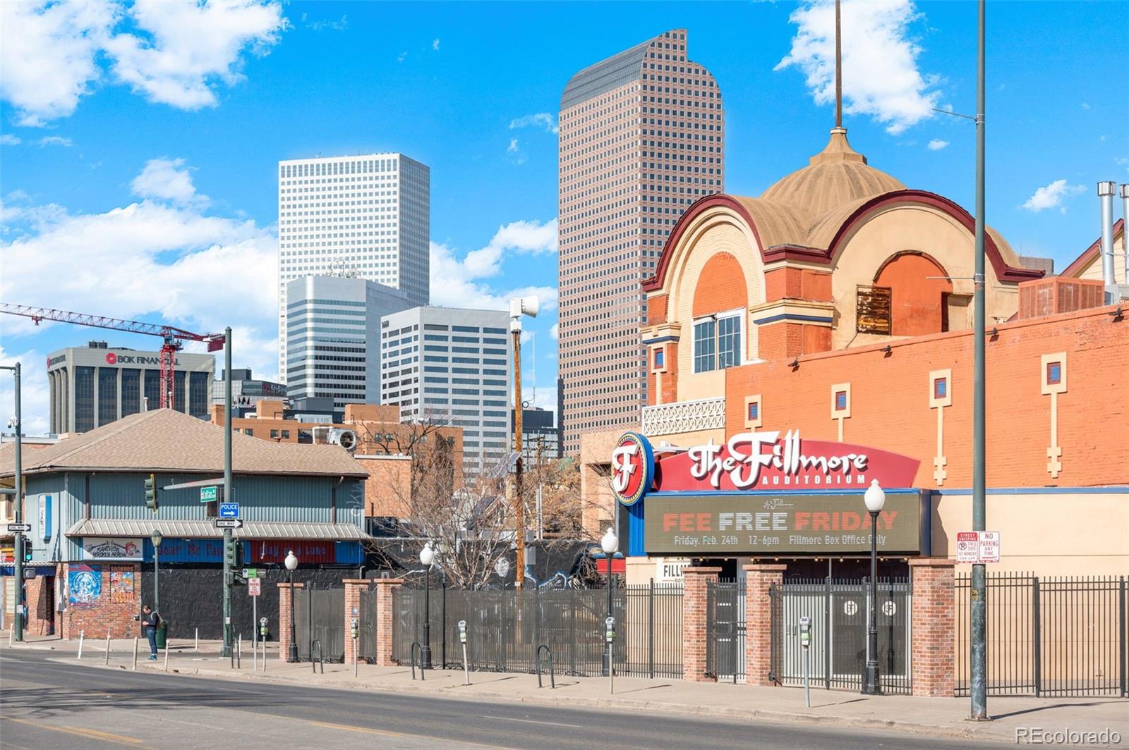 1376 N Pearl Street Unit: 210