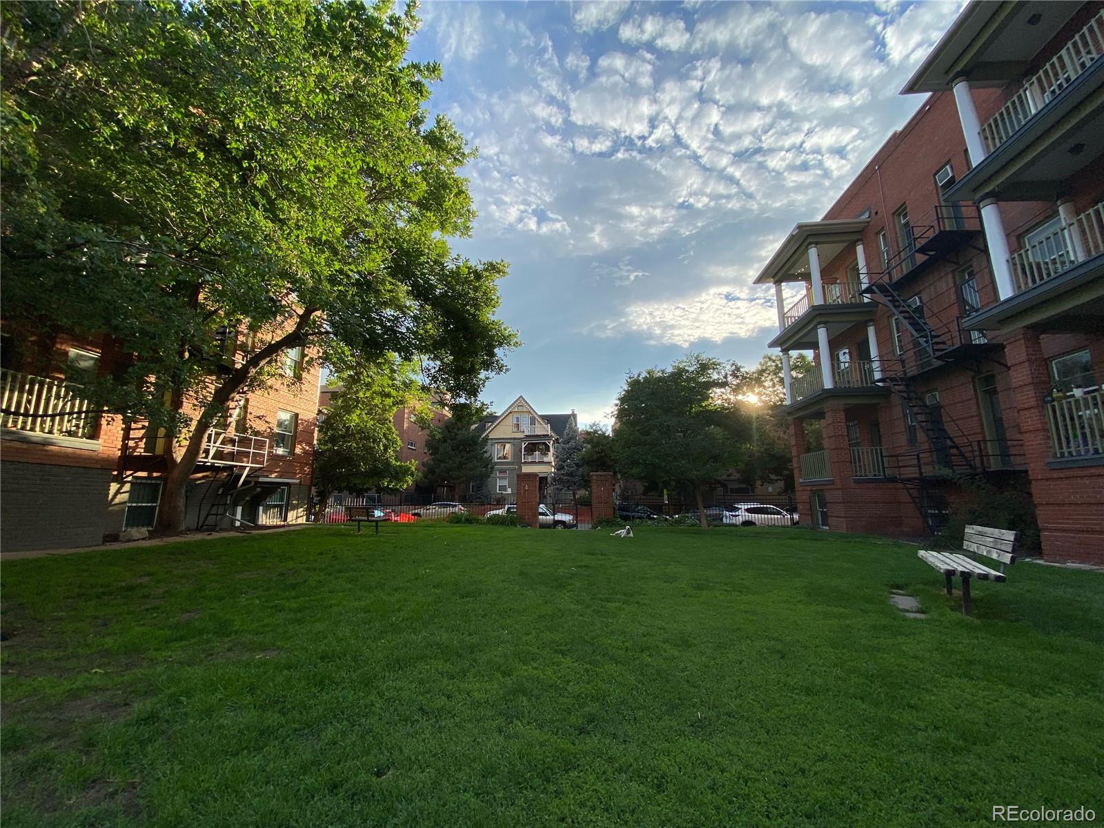 1376 N Pearl Street Unit: 210