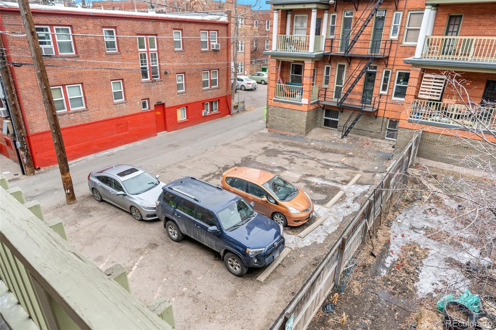 1376 N Pearl Street Unit: 210