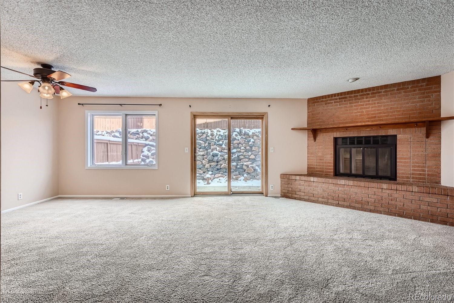 159 Xenon Street Unit: 32