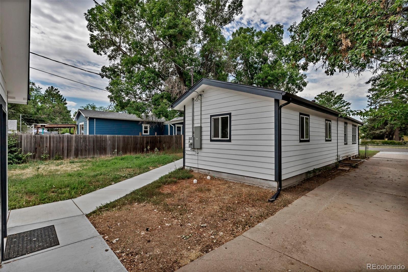 10 S Irving Street