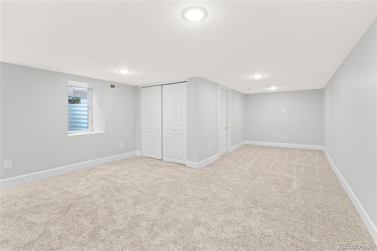 1394 Lowell Boulevard