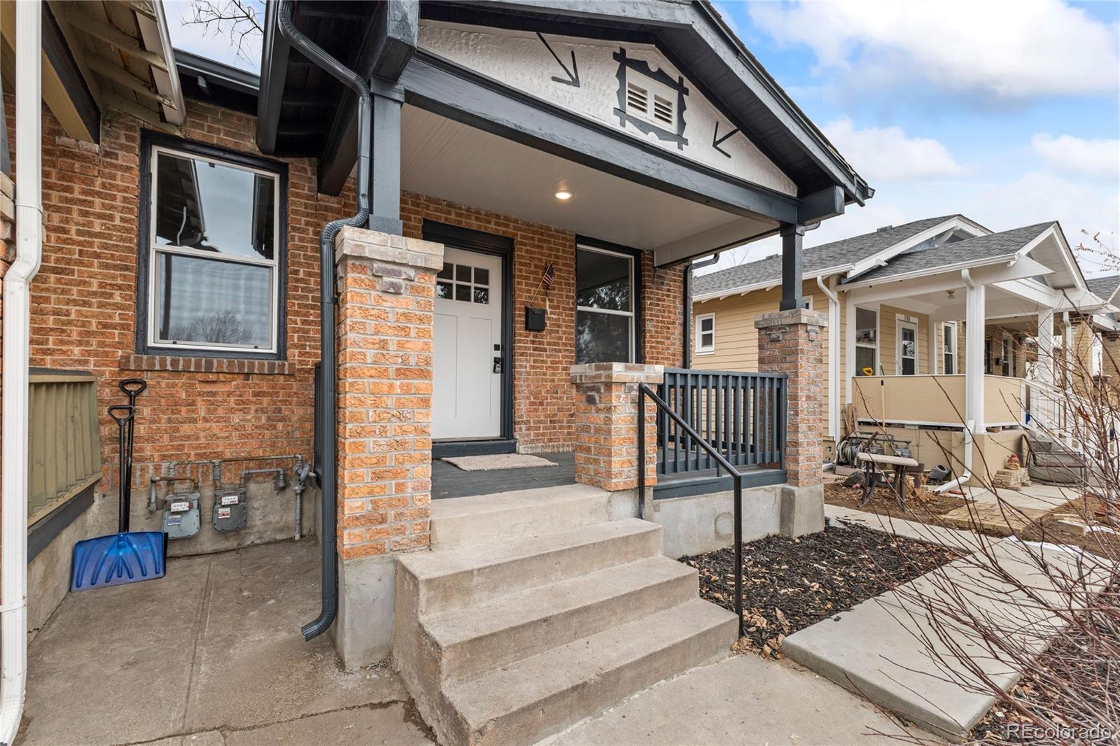 1394 Lowell Boulevard