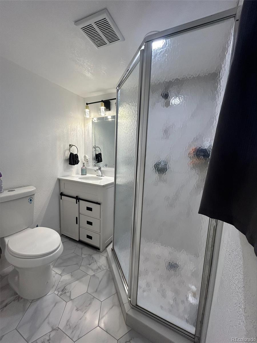 1500 W 1500 W Thornton Pkwy