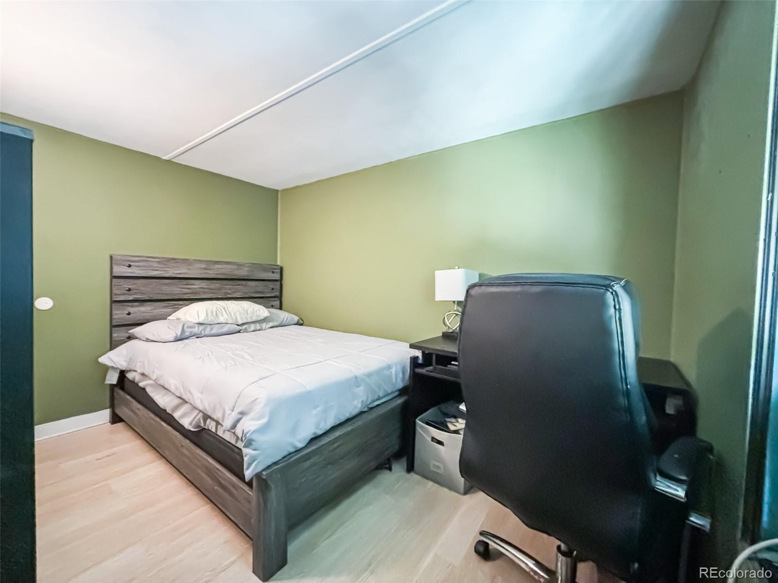 1500 W 1500 W Thornton Pkwy