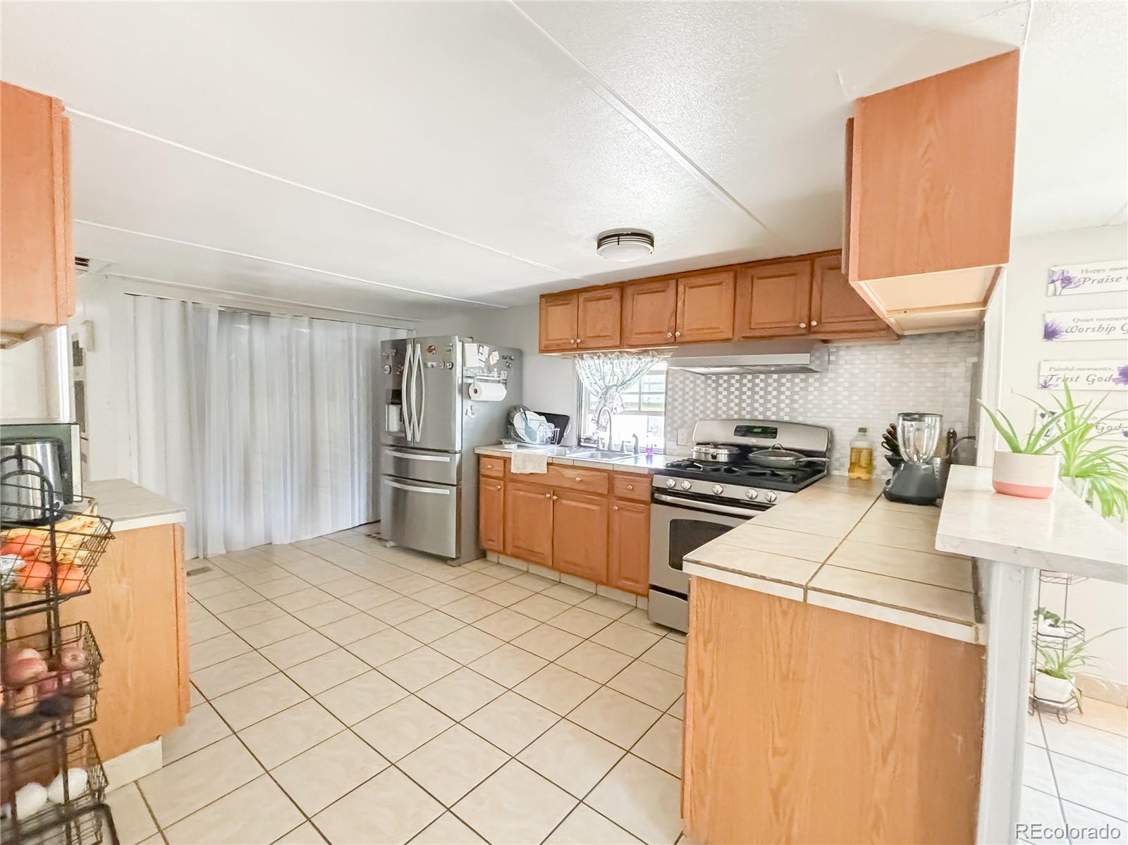 1500 W 1500 W Thornton Pkwy