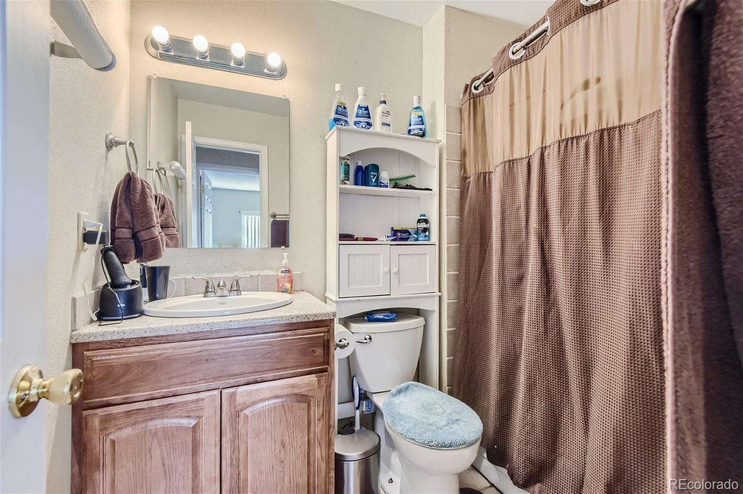 16436 E Kentucky Avenue