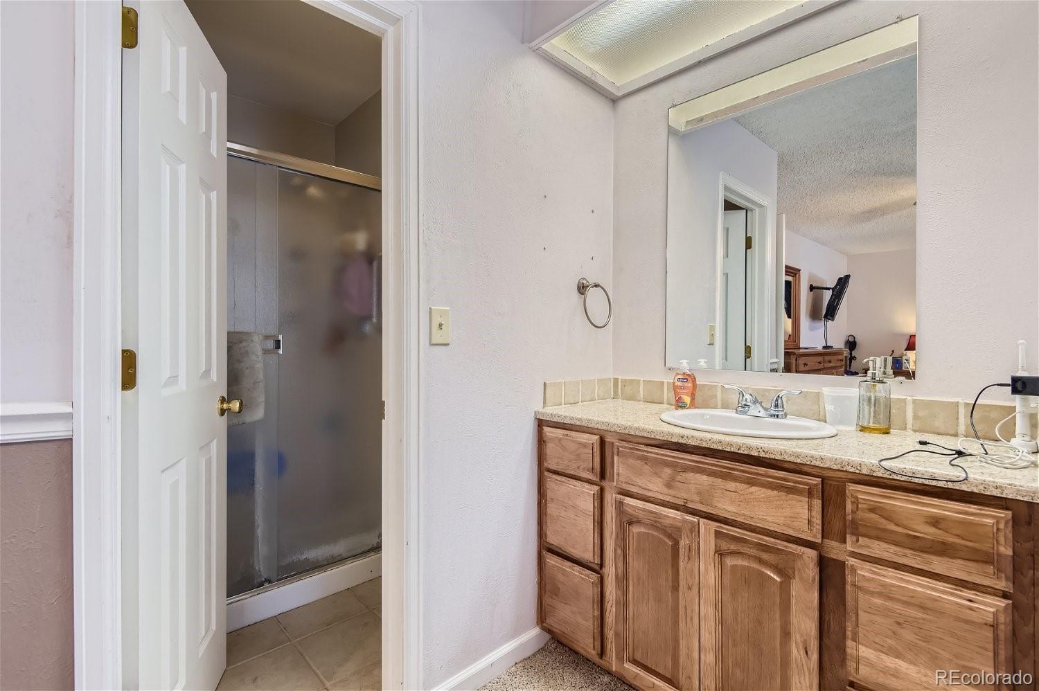 16436 E Kentucky Avenue