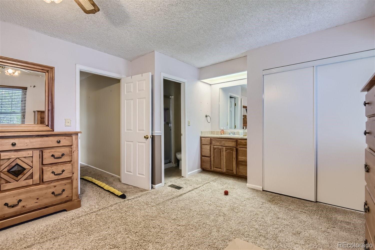 16436 E Kentucky Avenue