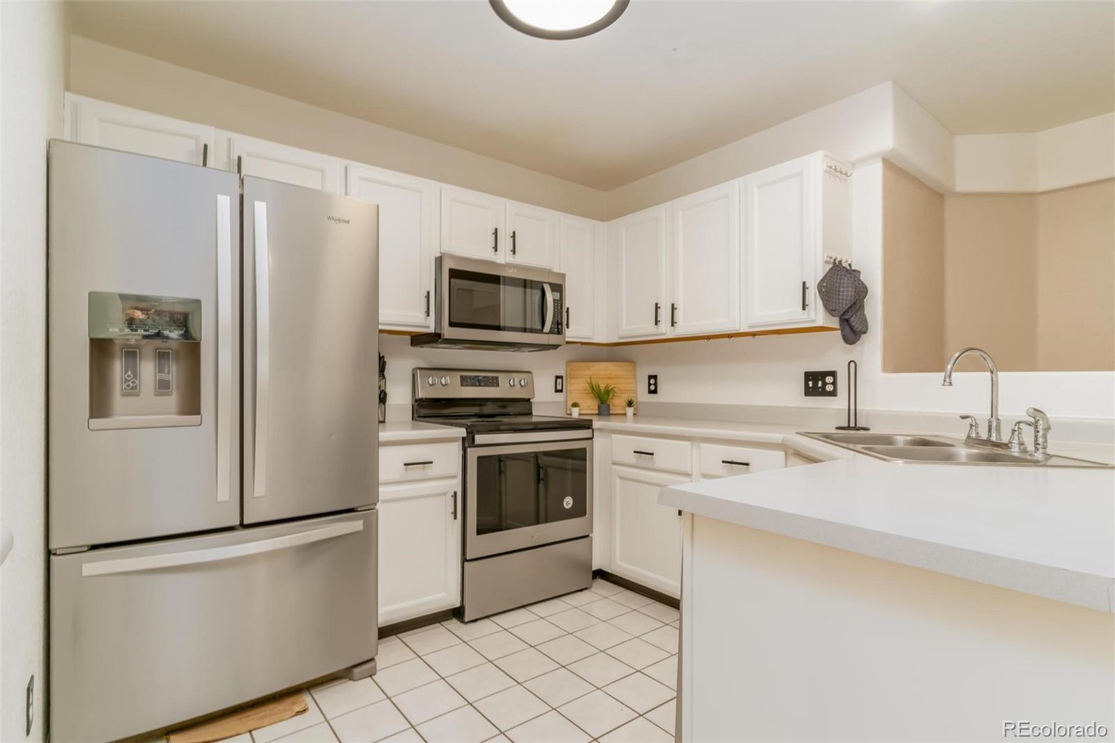 1381 S Cathay Court Unit: 107