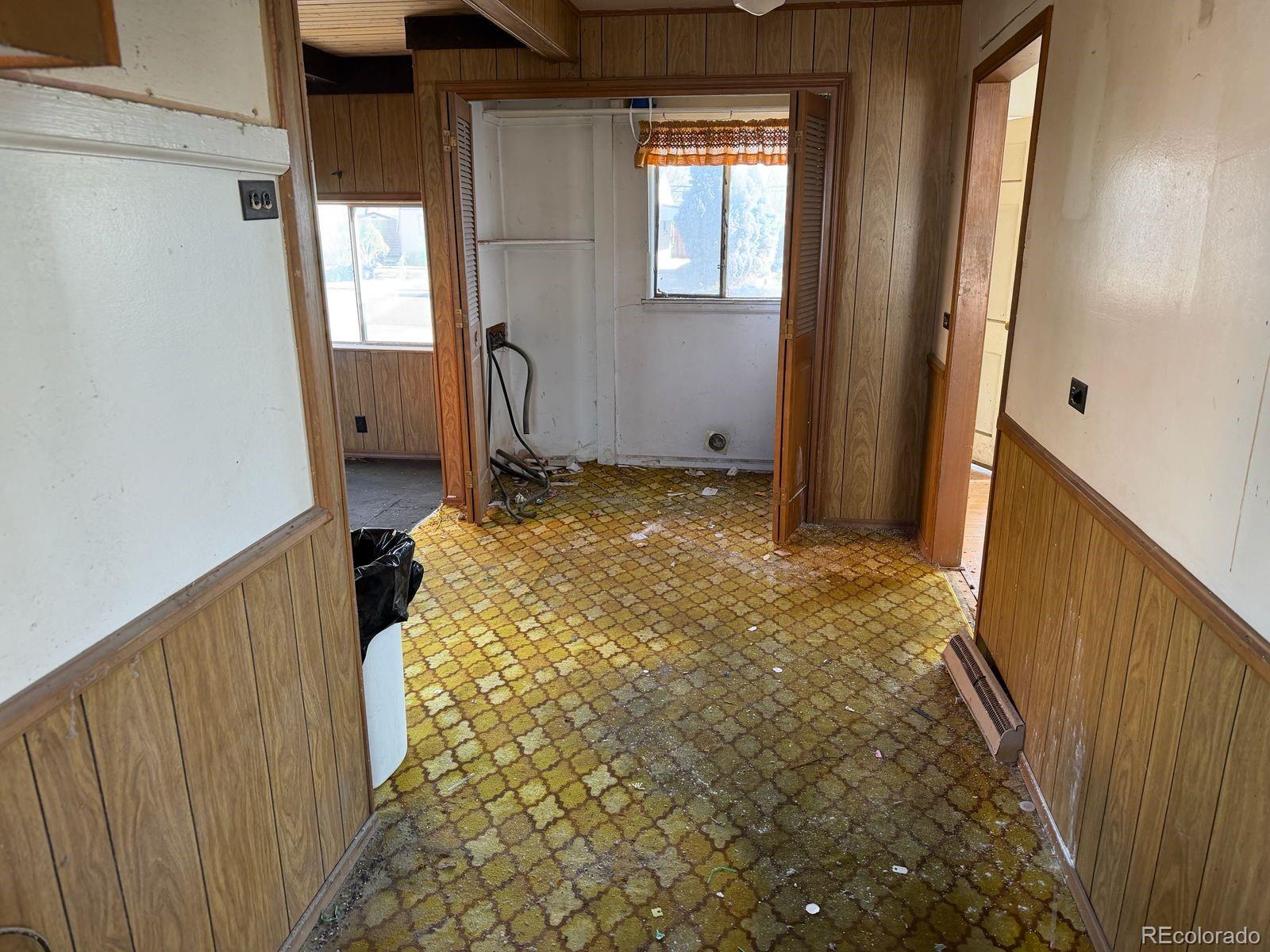 1965 S Hooker Circle