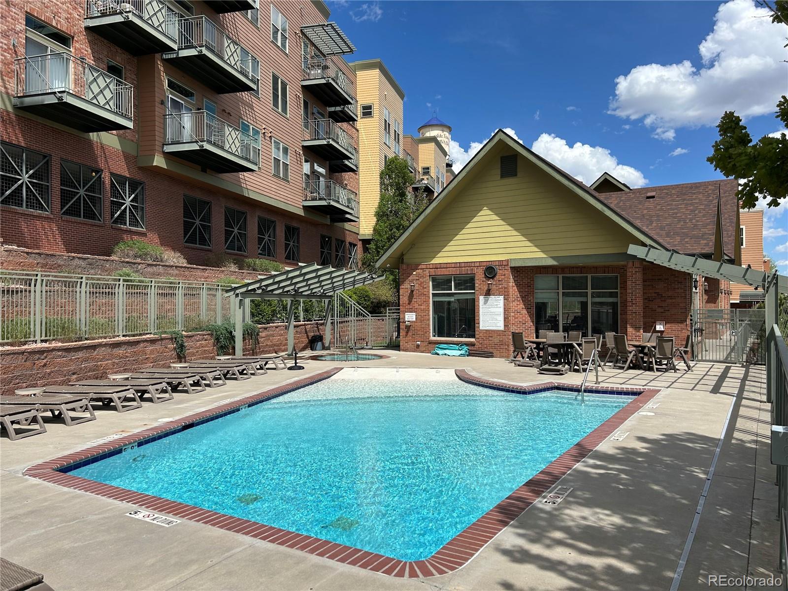 5420 Allison Street Unit: 202