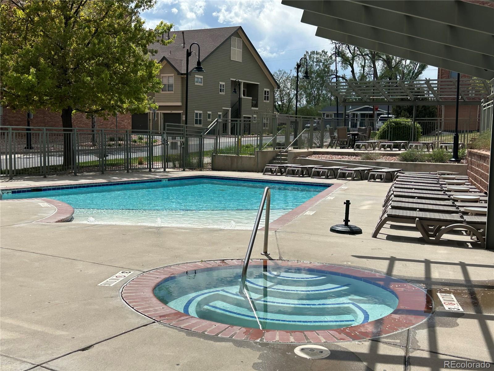 5420 Allison Street Unit: 202