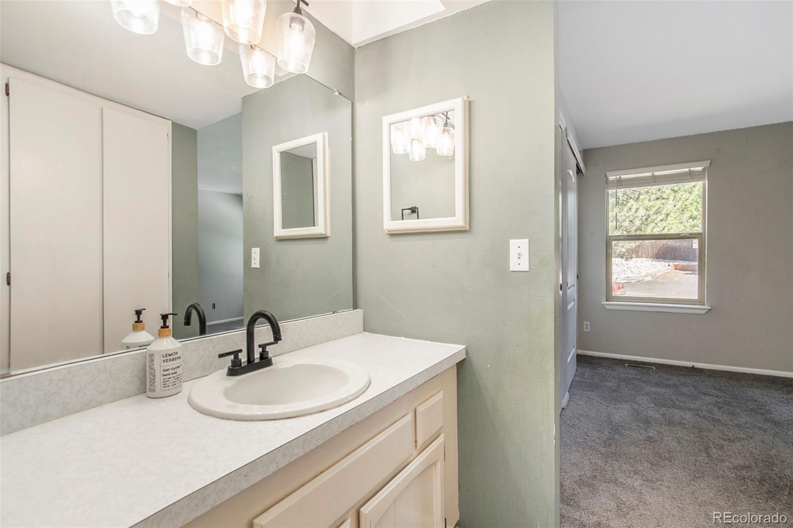 701 Harlan Street Unit: E26