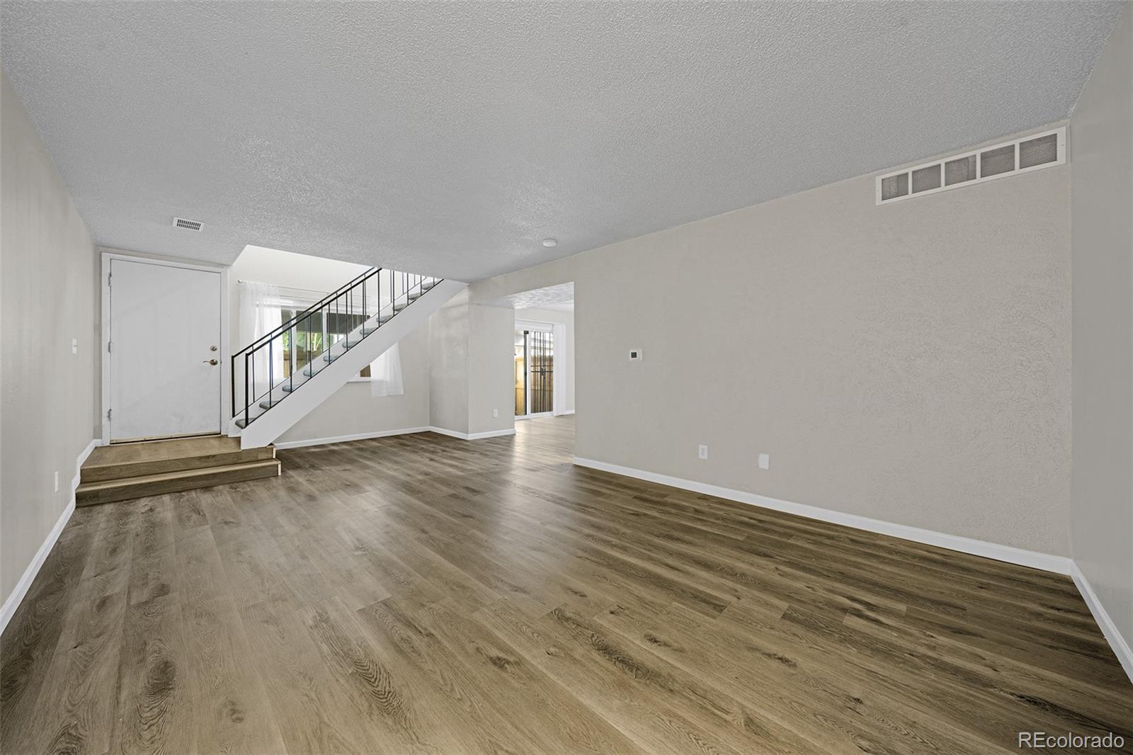 1270 Sable Boulevard