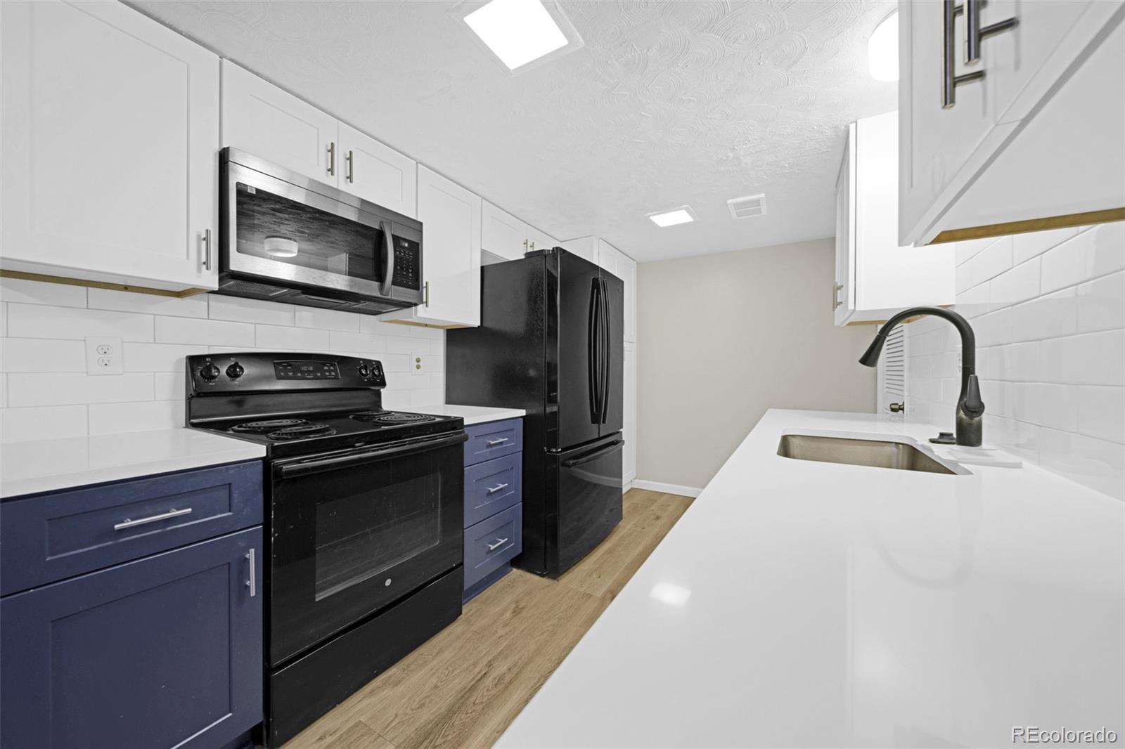 1270 Sable Boulevard